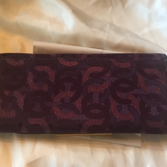 NWT Coach signature wallet - Picture 4 of 4